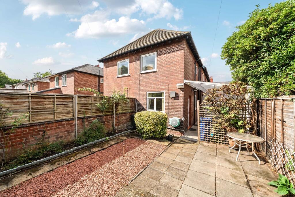 House in Doncaster, City Centre, Hyde Park - View 3