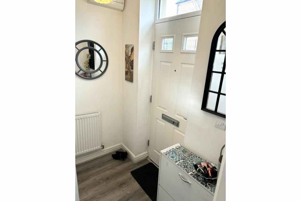 Additional image 17 of Silverlight Grove, Oldbury, B69