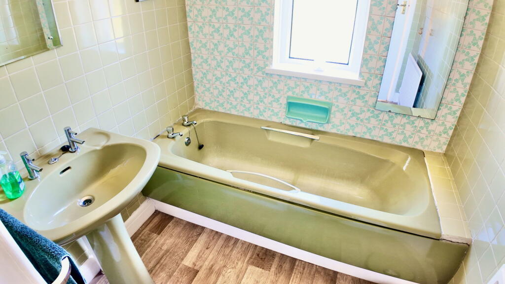 House in Blackwood, Caerphilly - View 4