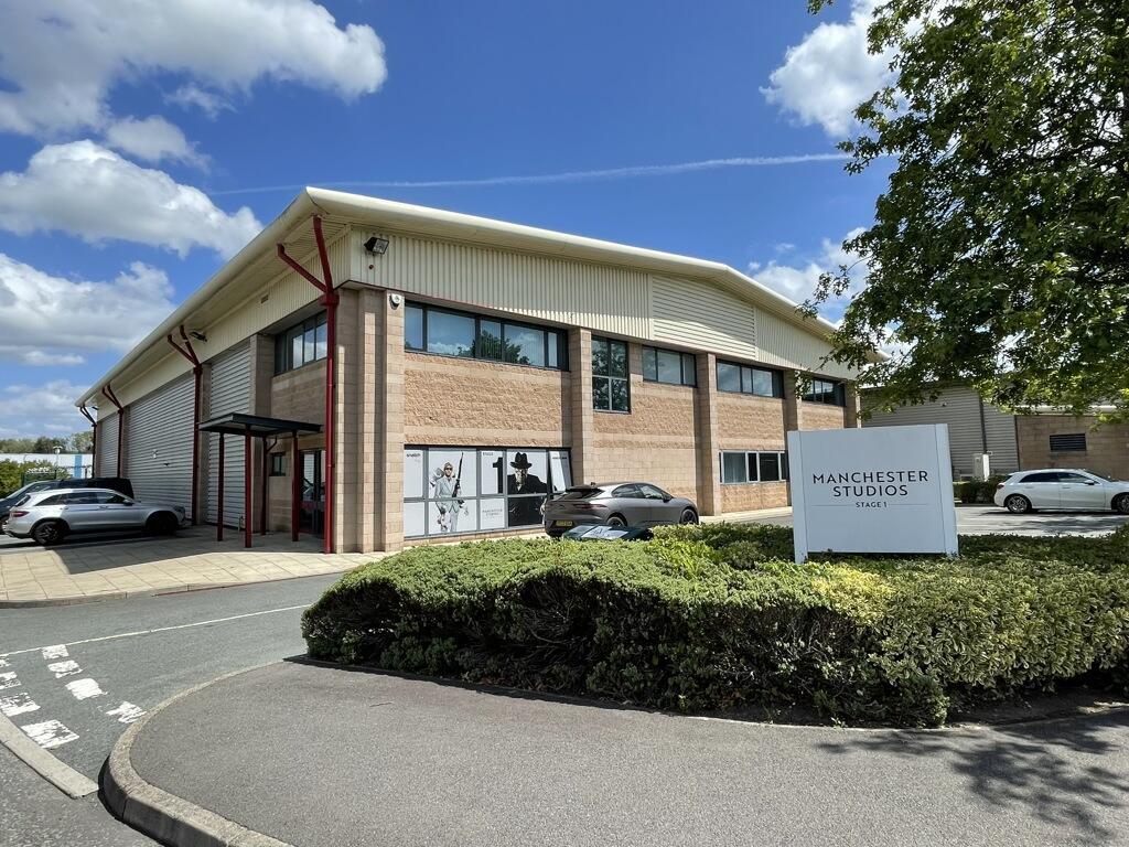 Main image of property: Unit 203, Cavendish Place, Birchwood Park, Birchwood, Warrington, WA3 6WU