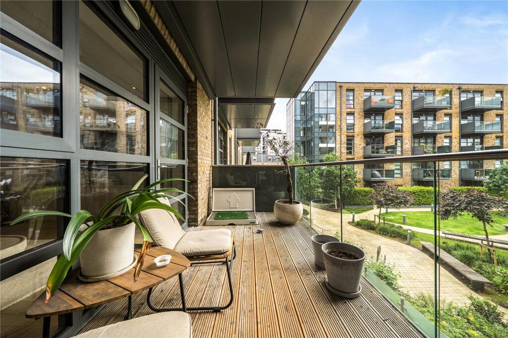 Main image of property: Pages Walk, London, SE1