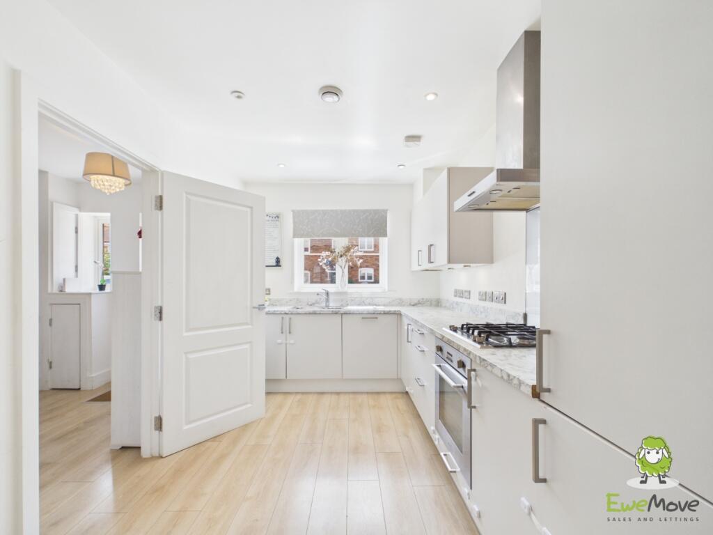 House in Basingstoke and Deane, Chineham - View 6
