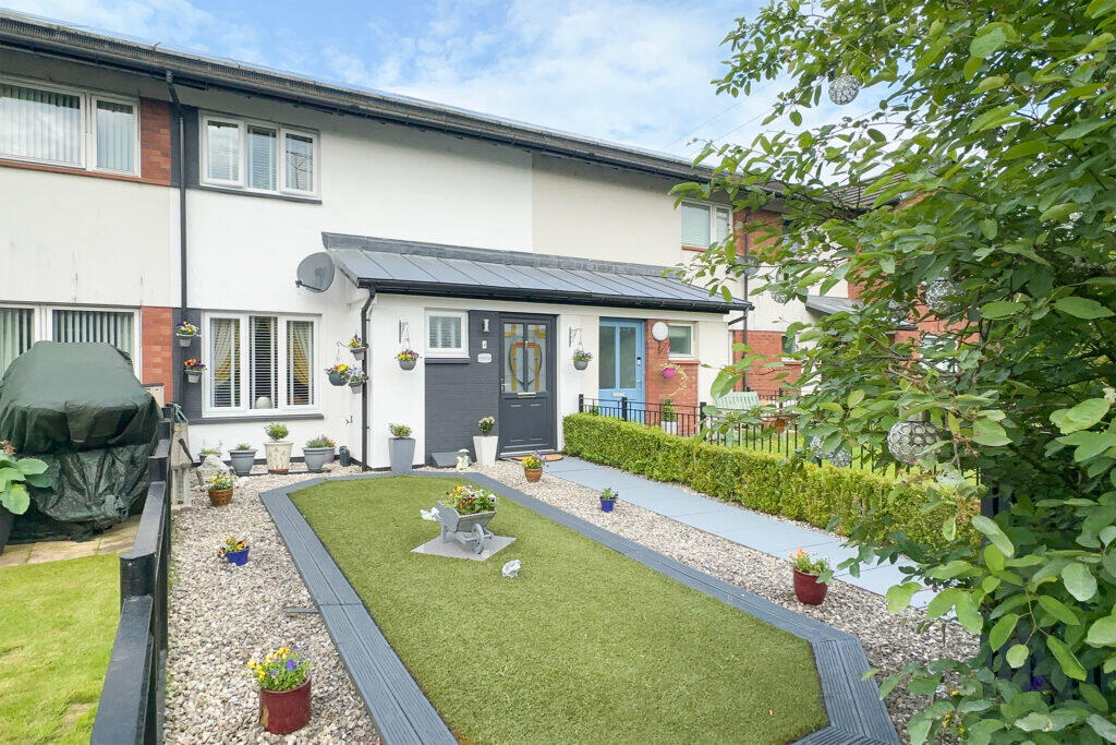 Main image of property: Knowes View, Faifley