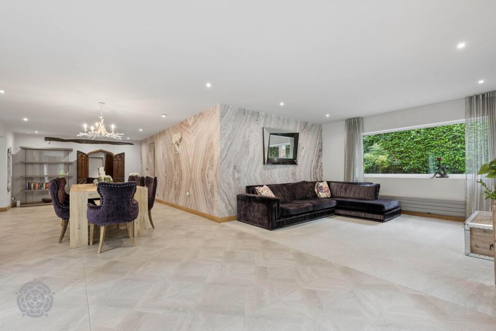 House in Bolton, Greater Manchester - View 2