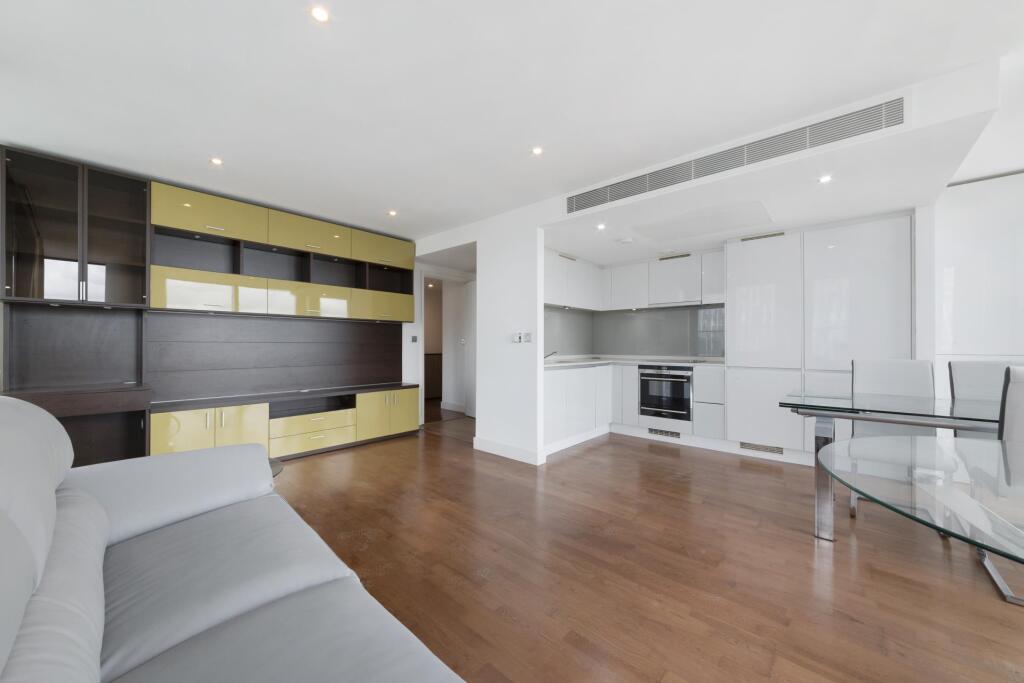Apartment in London - More