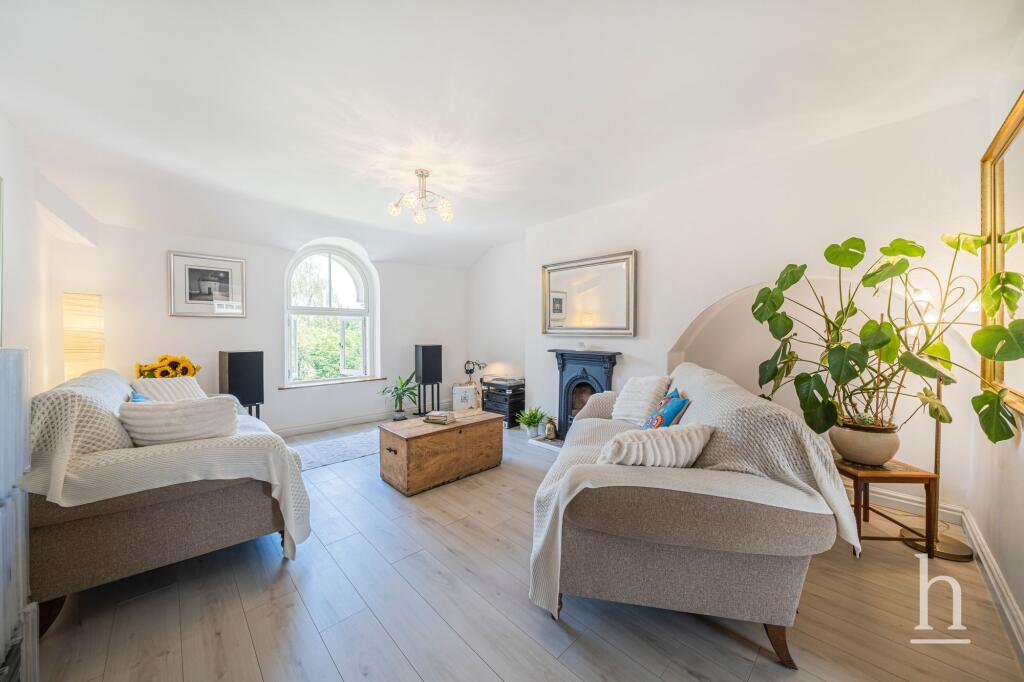 Grosvenor Place, Prenton, CH43 - View 2