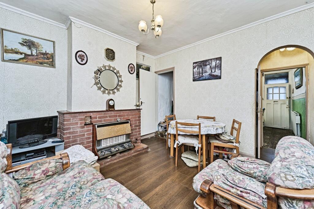 House in Wolverhampton, Old Heath - More