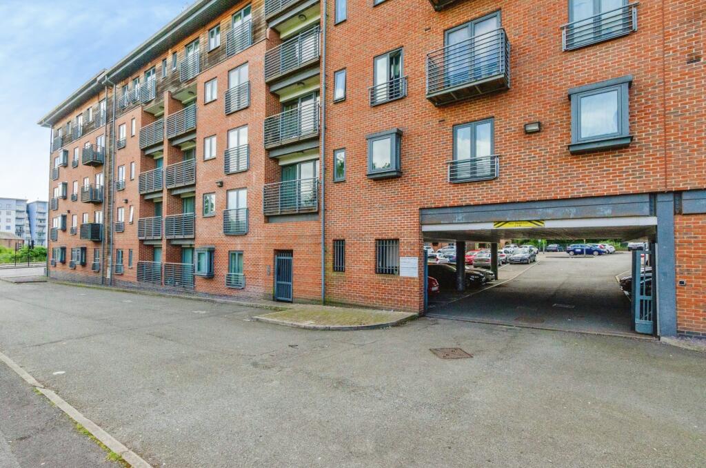 Main image of property: 71 Wolverhampton Street, Walsall, WS2