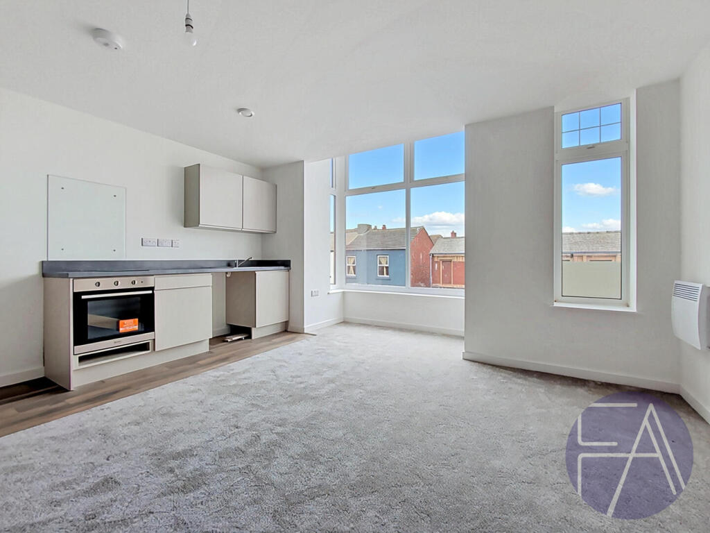 Apartment in Preston - View 5