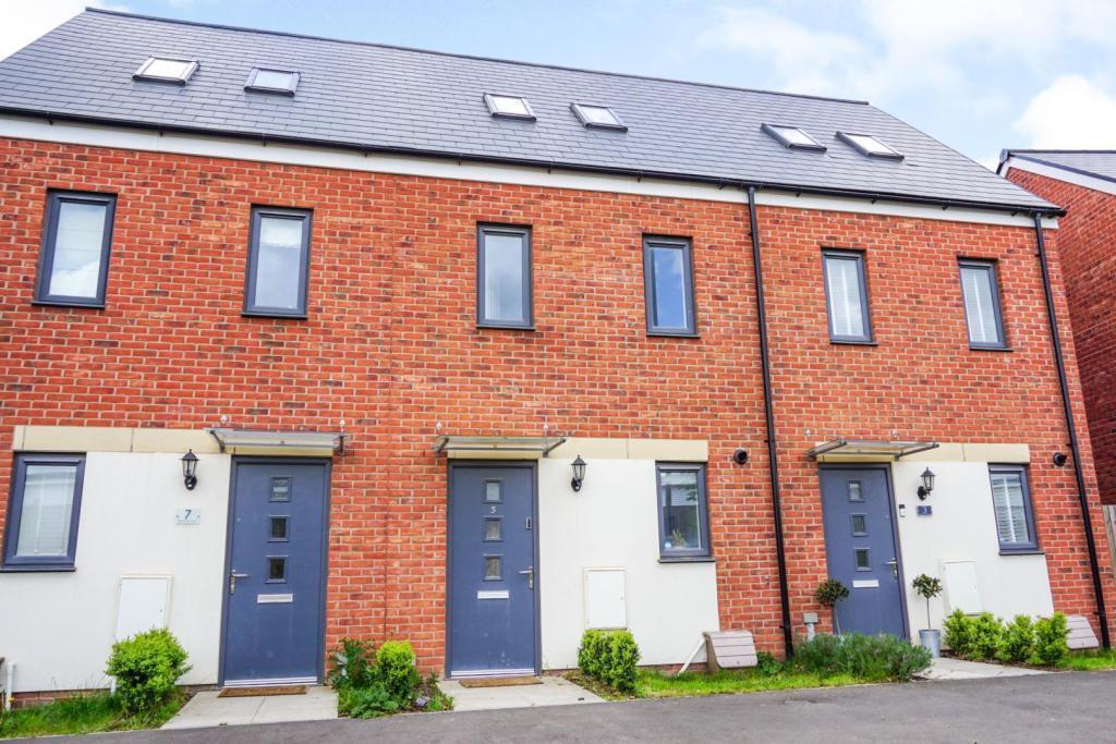 Main image of property: Elderflower Drive, Lyde Green, Bristol, Bristol, BS16 7NJ