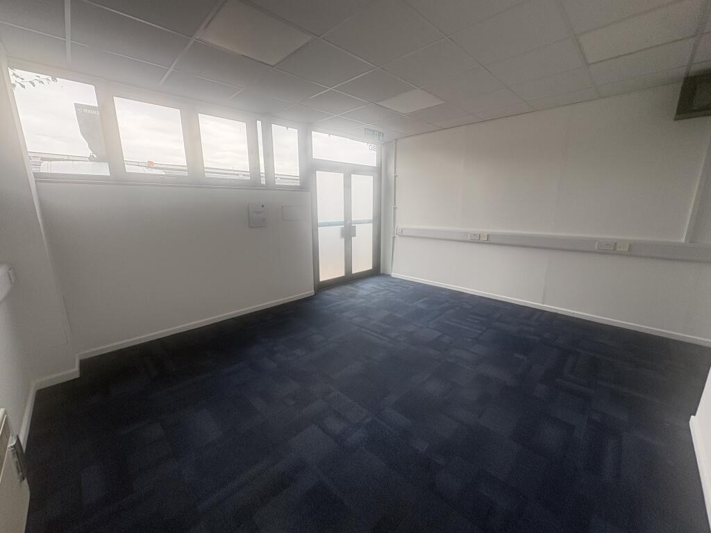 B10 - 250sq ft