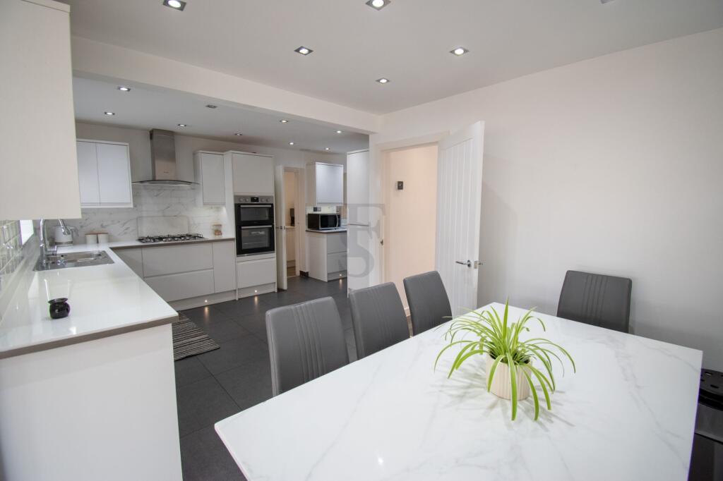 Main image of property: Foxglove Road, Hamilton