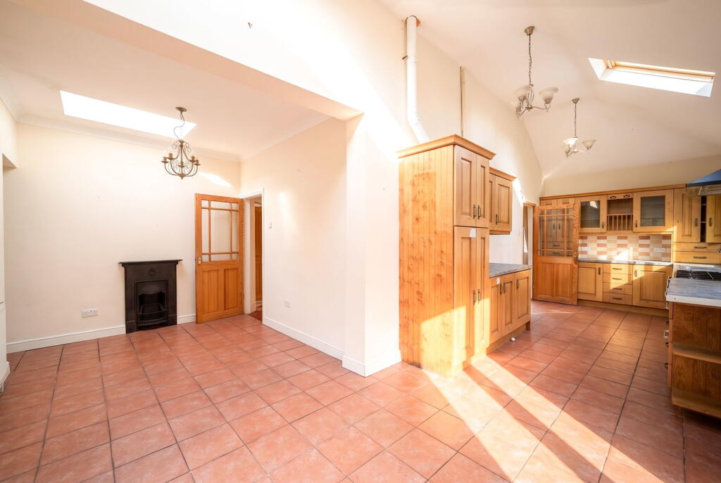 House in Birmingham - View 5