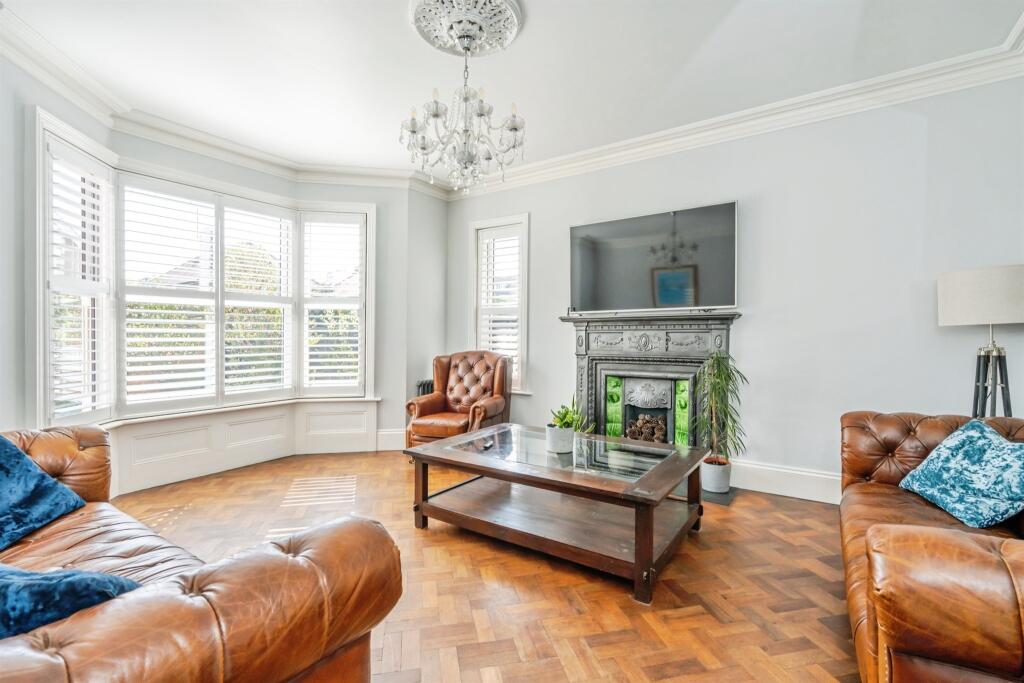 House in Portsmouth - View 3