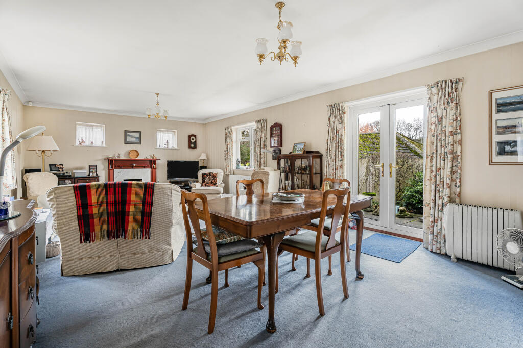 House in Dacorum, Markyate - More