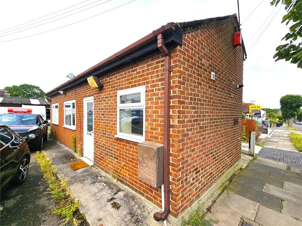 Main image of property: London Road, Leigh on Sea, Leigh on Sea, Essex.