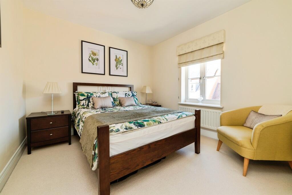 Additional image 11 of Devon Mead, Hatfield