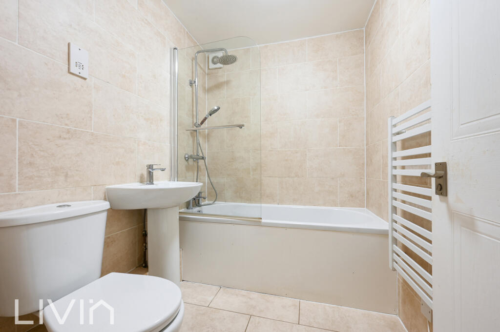 Apartment in London - More