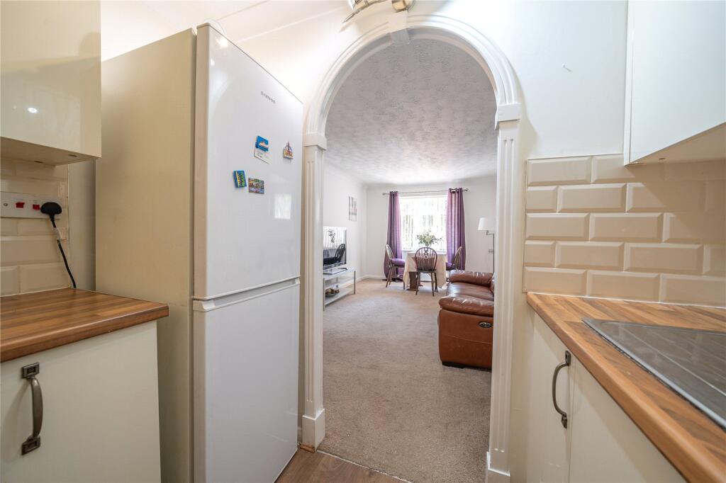 Apartment in Leeds, West Yorkshire - View 4