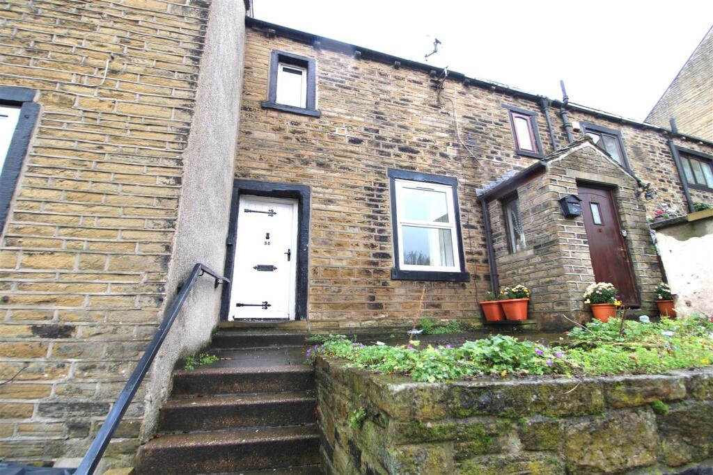 Main image of property: Yates Lane, Huddersfield