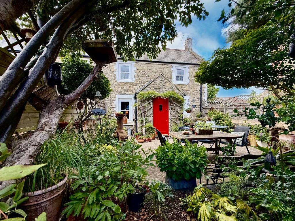 Main image of property: South Street, Old Town, Swindon