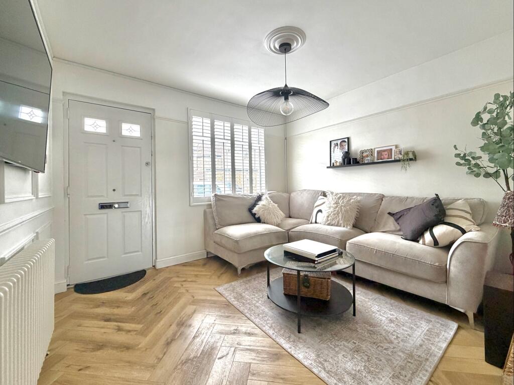 House in Watford - View 2