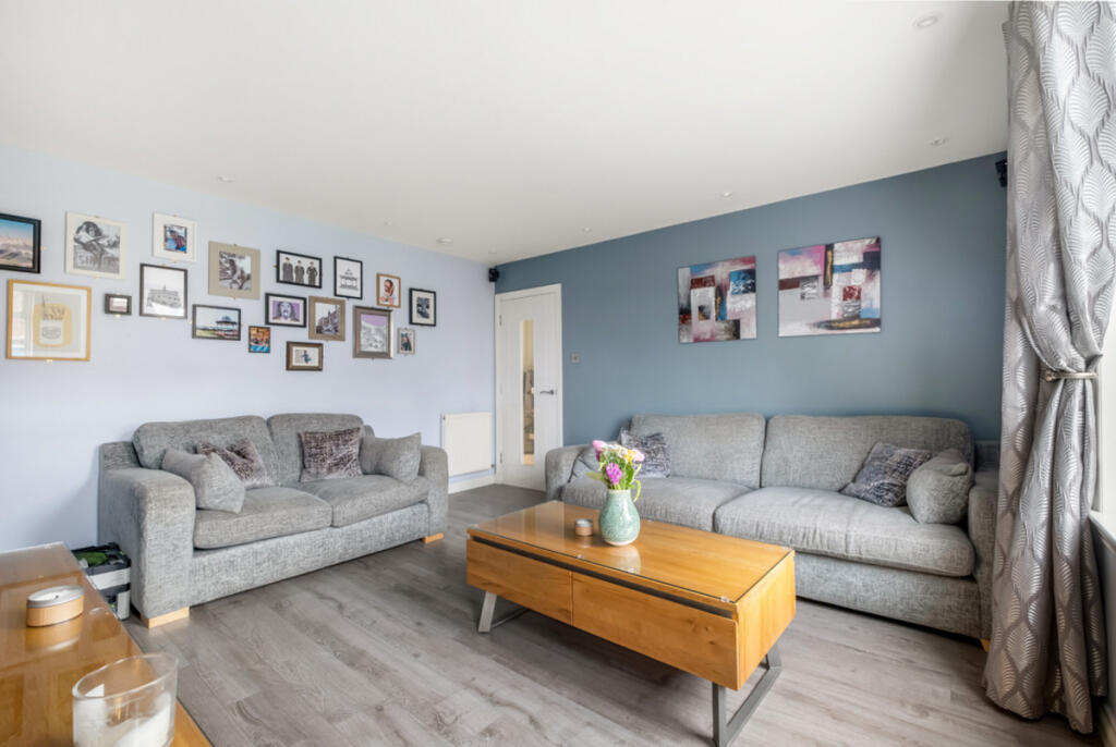 Findcastle Place, Dundee, DD4 9 photo 3