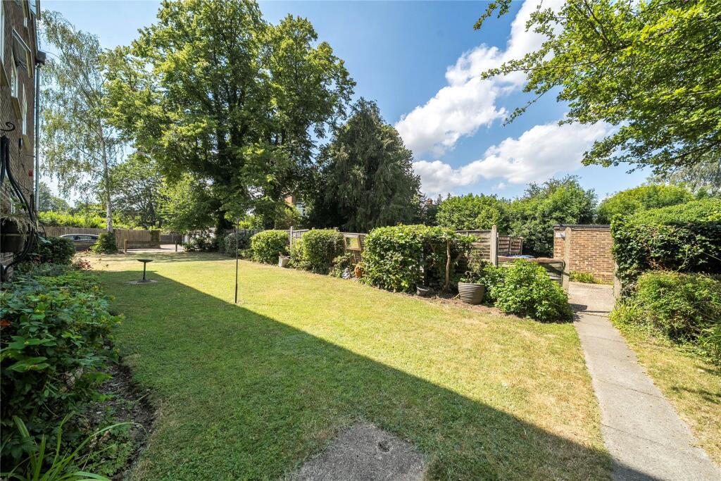 Willow Grove, Chislehurst photo 2