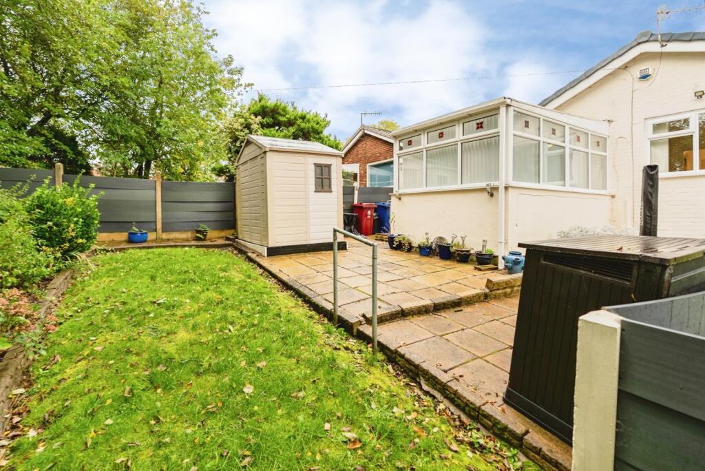 Hunters Drive, Burnley, Lancashire, BB12 photo 4