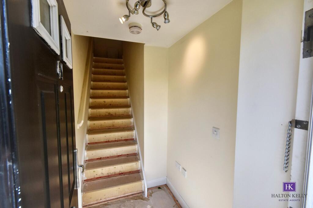 Apartment in Warrington - View 5