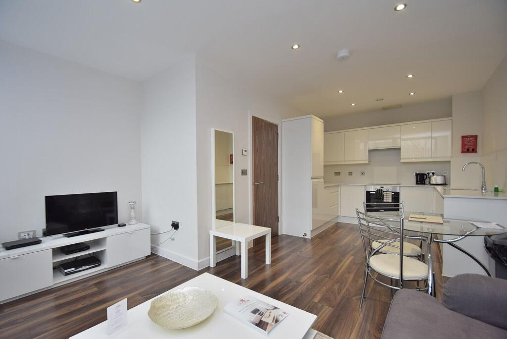 Apartment in Milton Keynes - More
