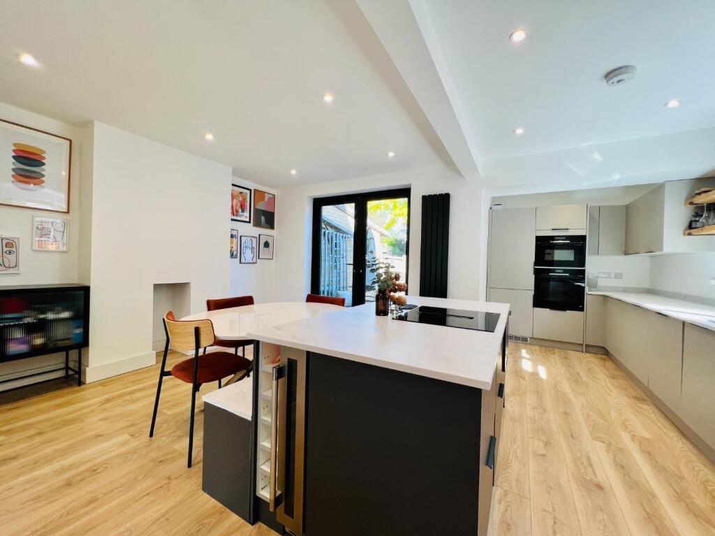 House in Rochester - View 5