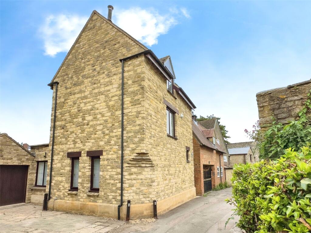 Marlborough Lane, Witney, Oxfordshire, OX28 photo 2