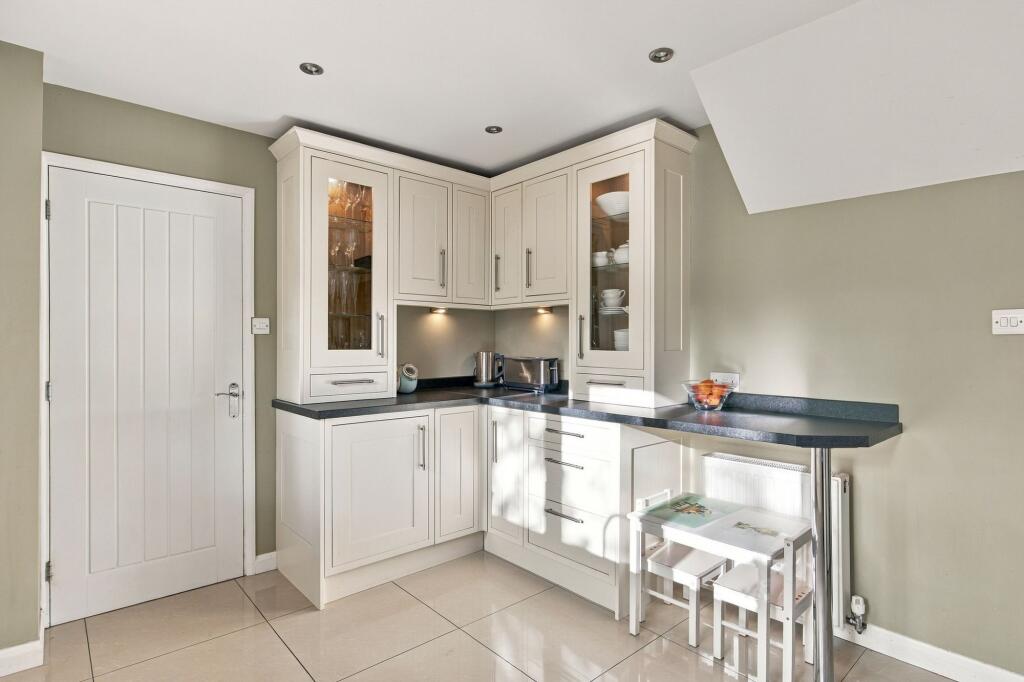House in Tonbridge - View 5
