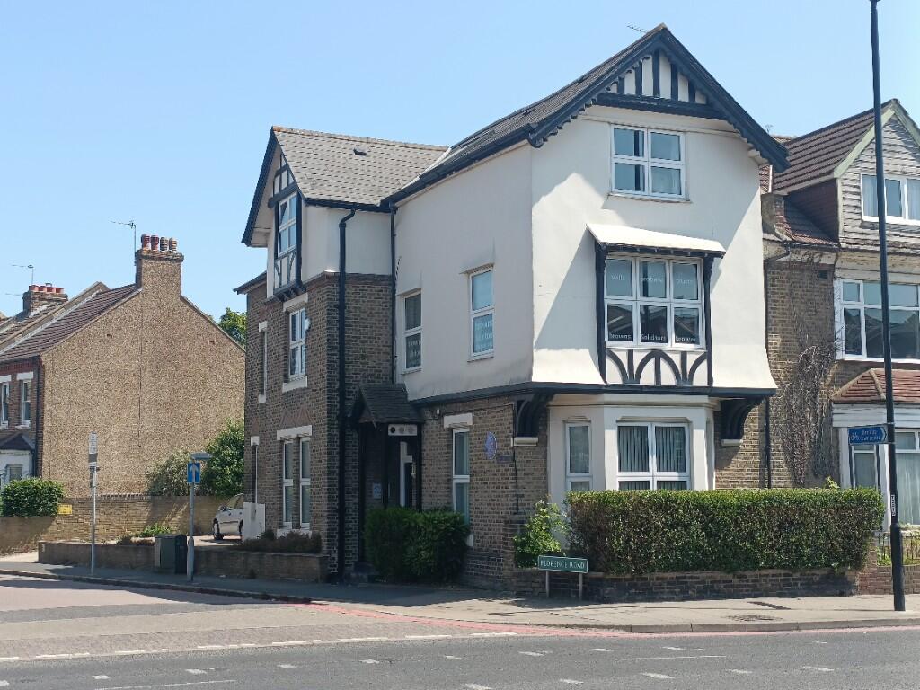 Main image of property: 1F 51 Tweedy Road, Bromley, Kent, BR1 3NH