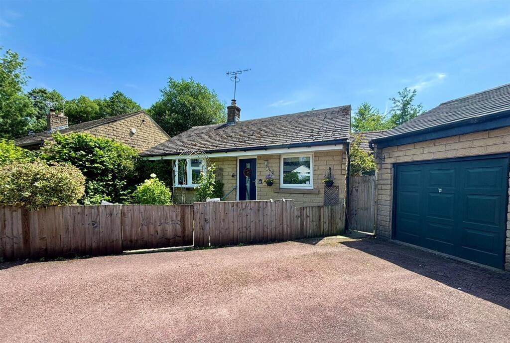 Main image of property: Wood Gardens, Hayfield, High Peak