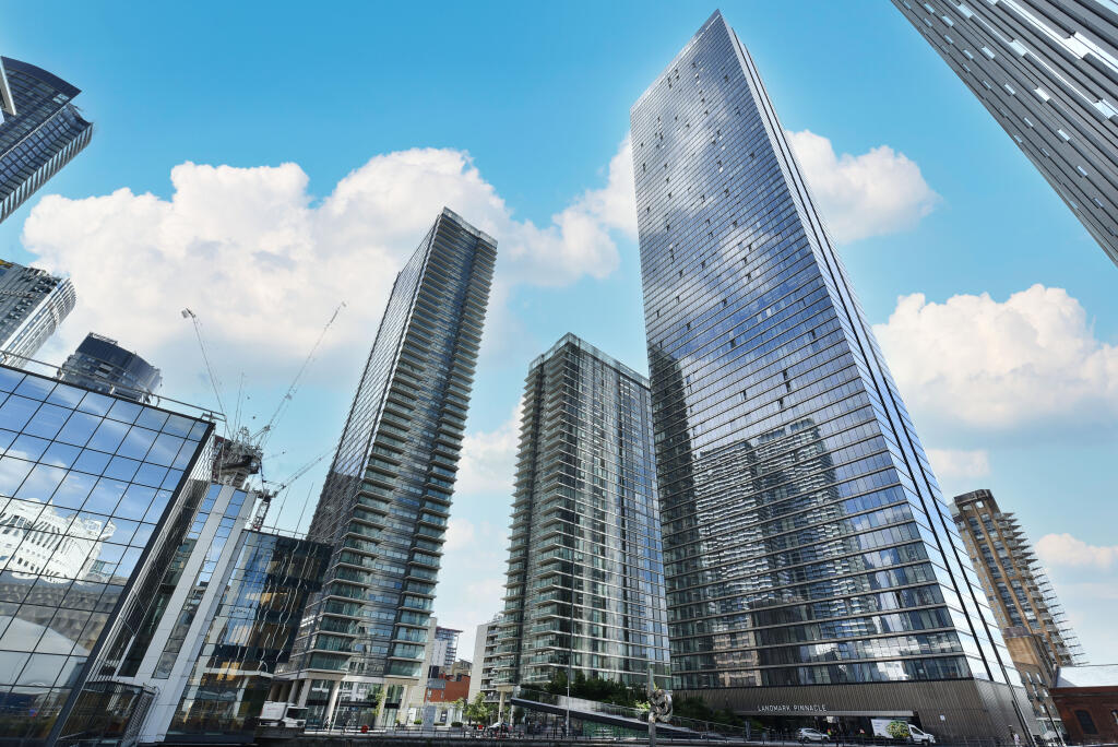 Main image of property: Landmark West Tower E14 9AL