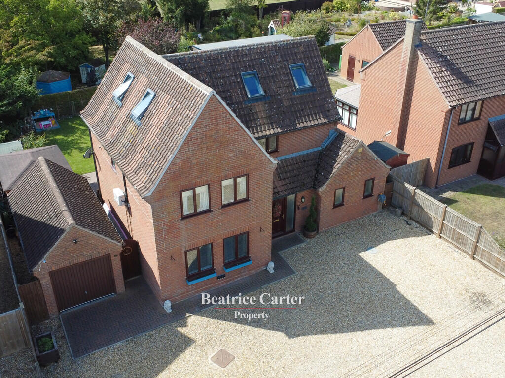 House in Ipswich - View 4