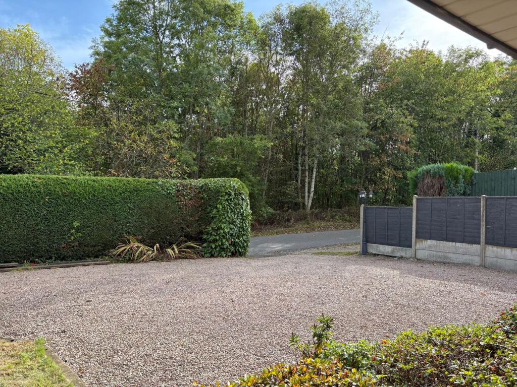 House in Worcester - View 4