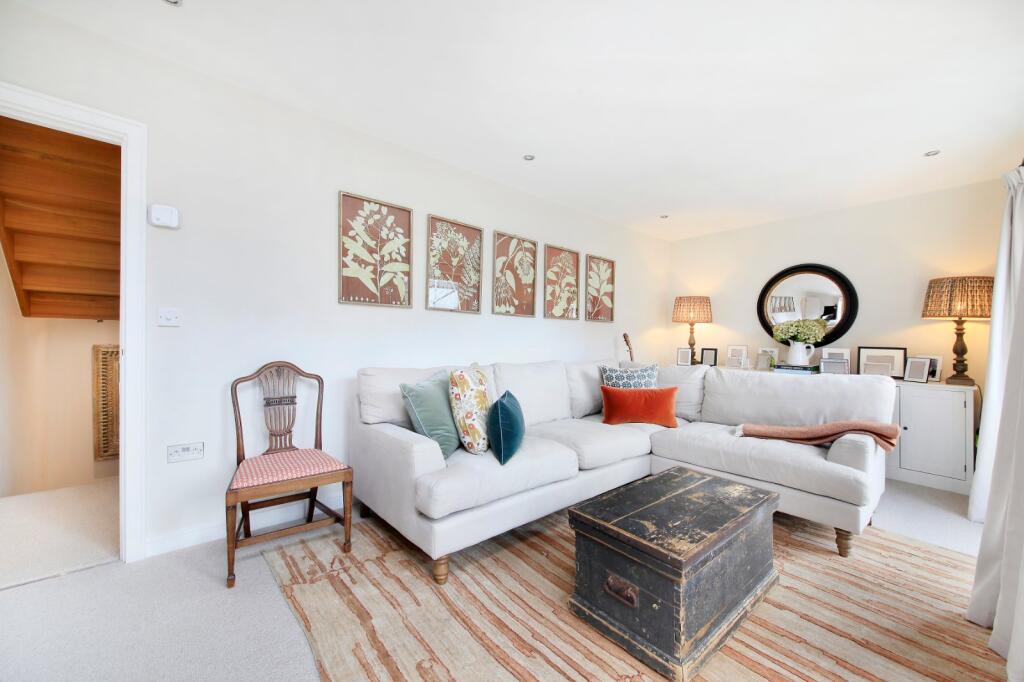 Main image of property: Magna Square, 
East Sheen, SW14