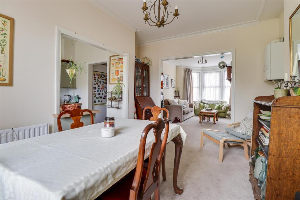 Westbourne Grove, Westcliff-on-Sea photo 3