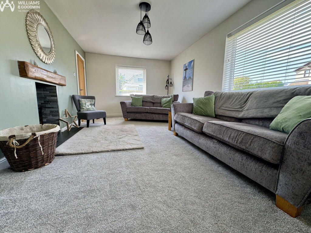 Rhodfa Shorney, Valley, Anglesey, LL65 photo 2