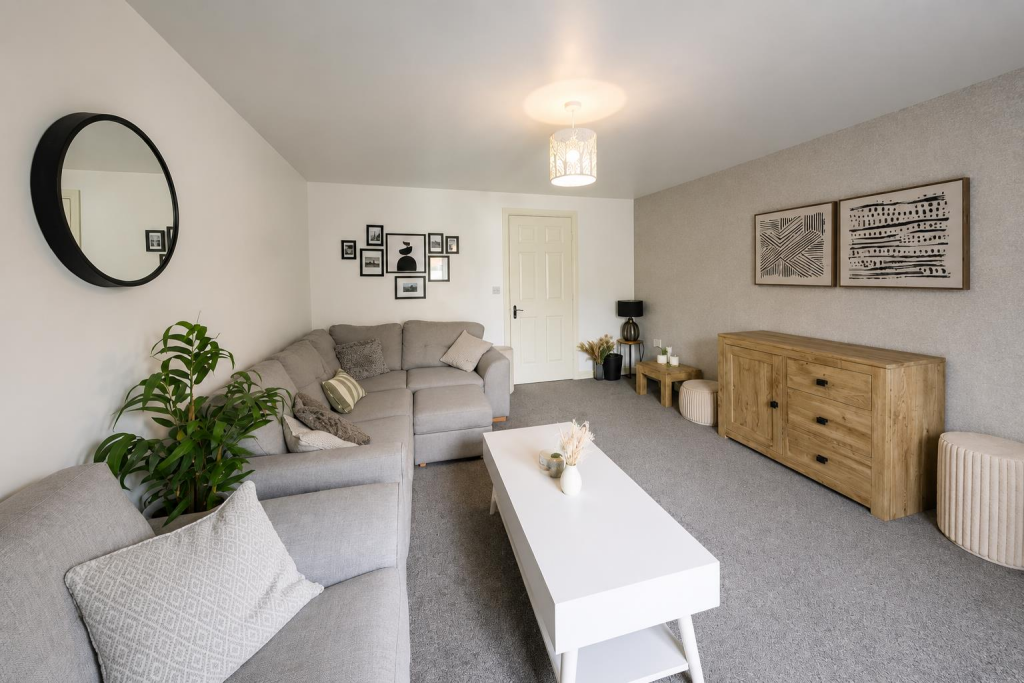 House in Hull - View 5