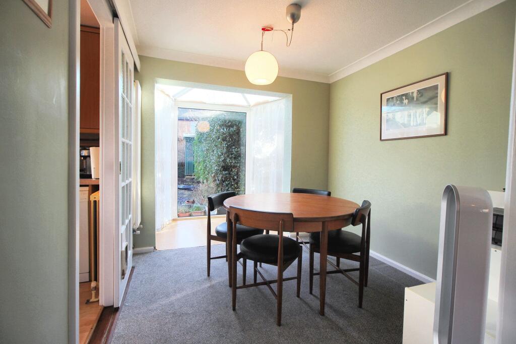 Swallow Park, Thornbury, BS35 photo 4