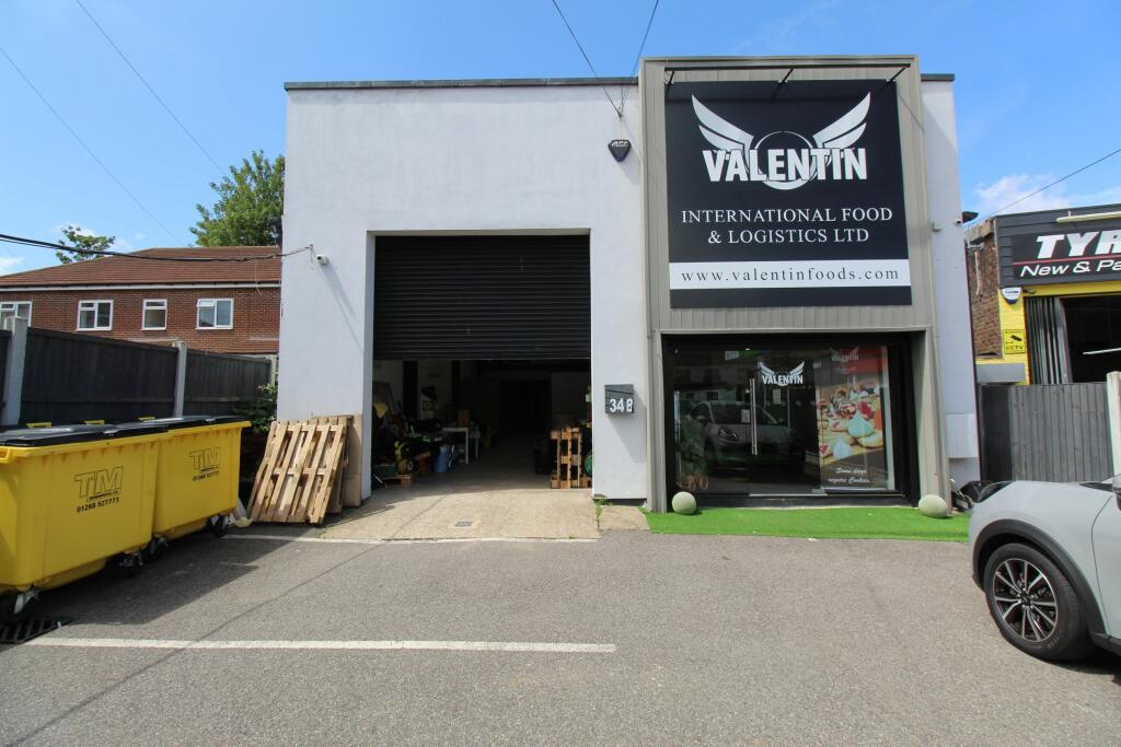 Main image of property: Southend Road, Grays