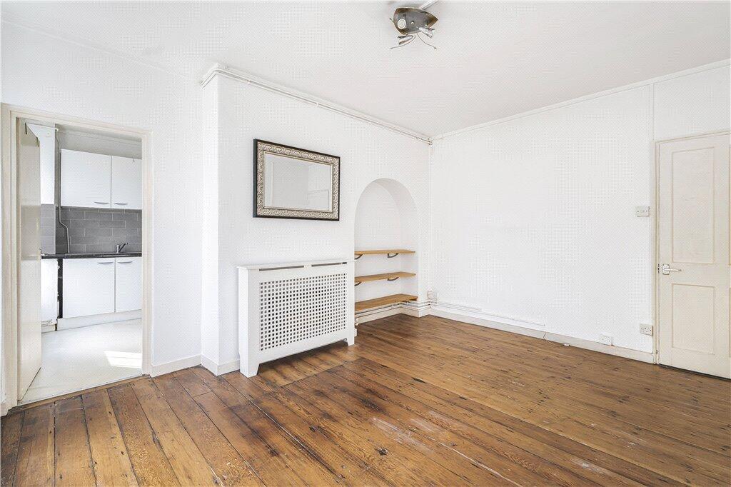 1 bedroom maisonette for rent