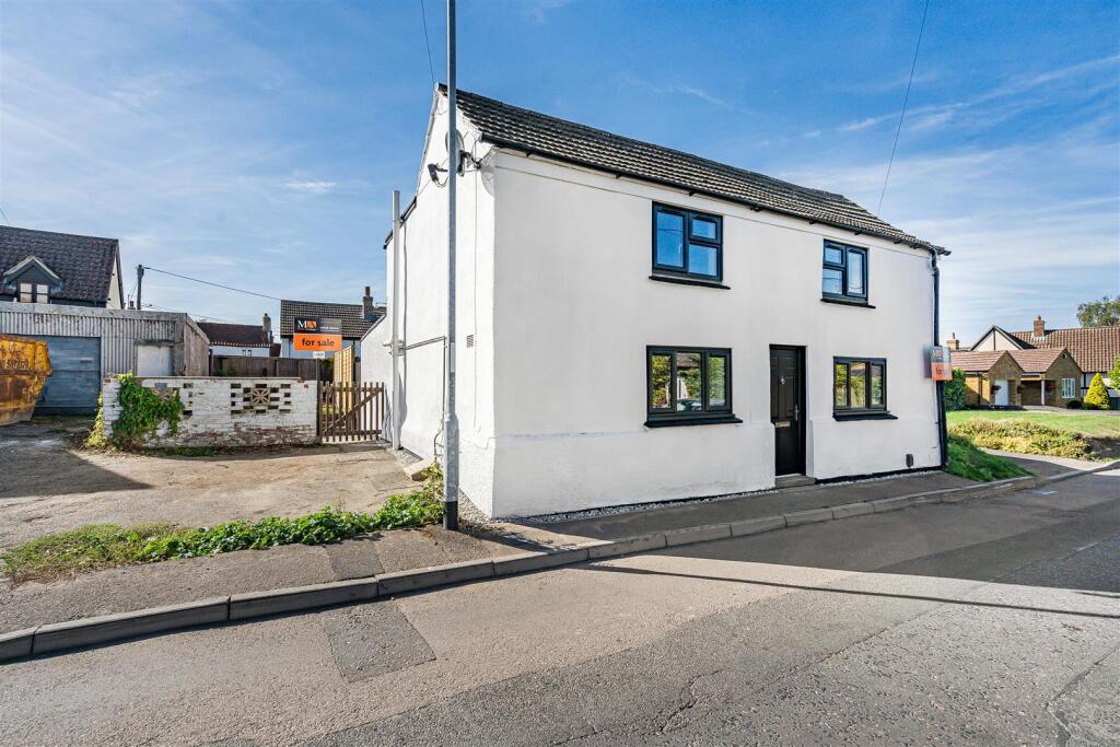 Main image of property: Hythe Lane, Burwell, Cambridge