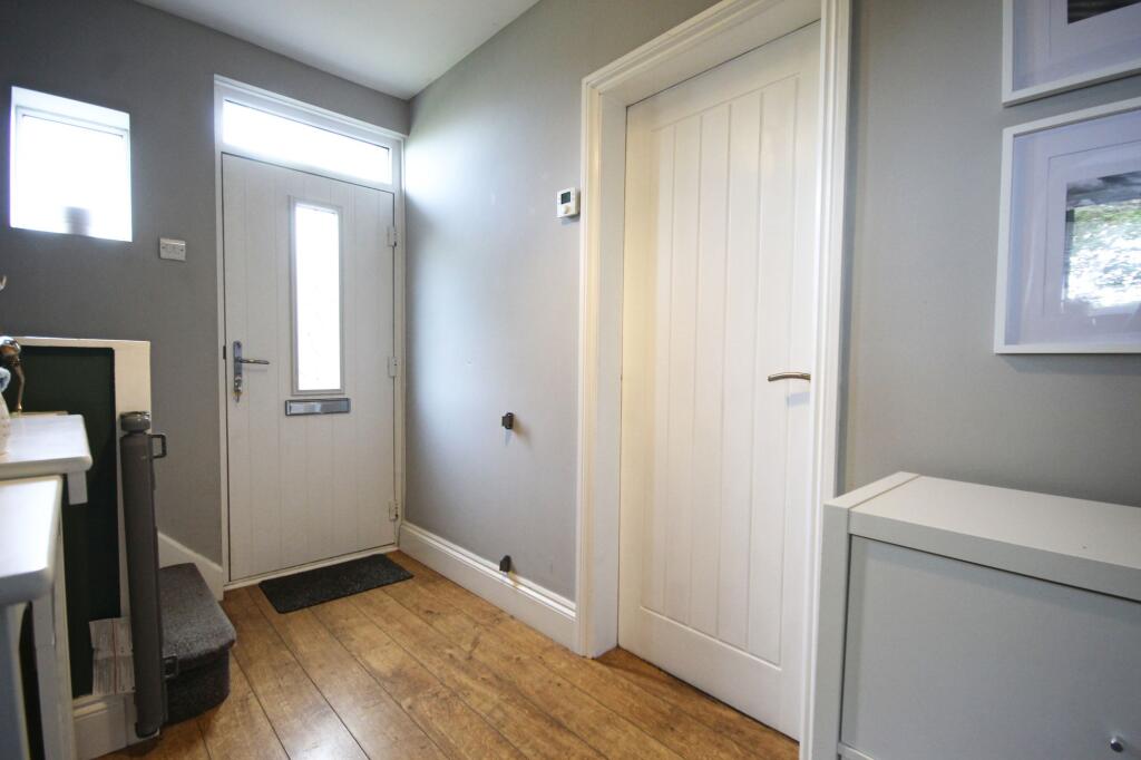 Park Avenue, Weaverham, CW8 photo 3