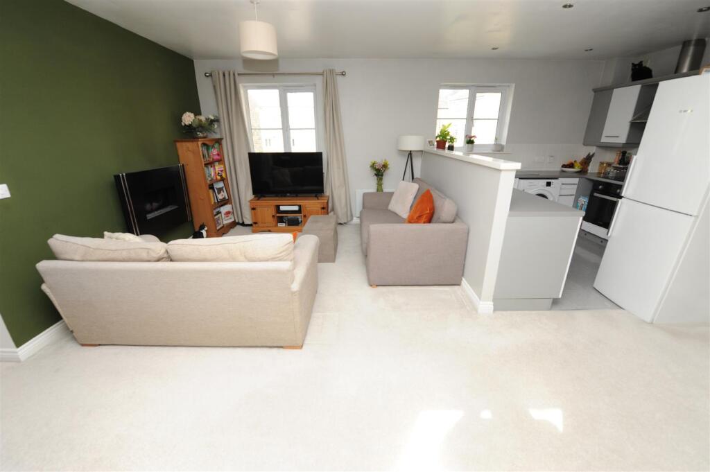 Additional image 7 of Longlands, Idle