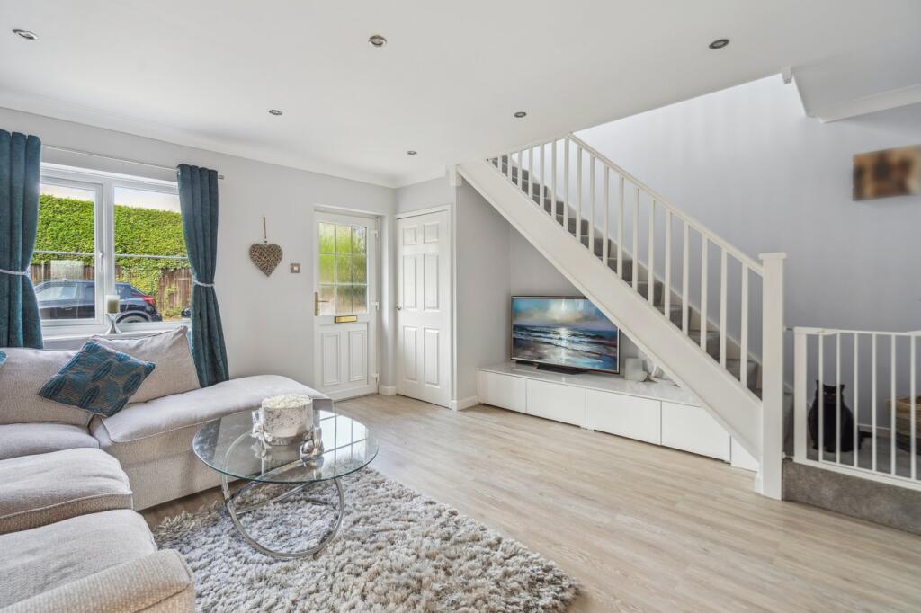2, Stringers Cottages, GERRARDS CROSS, SL9 photo 4